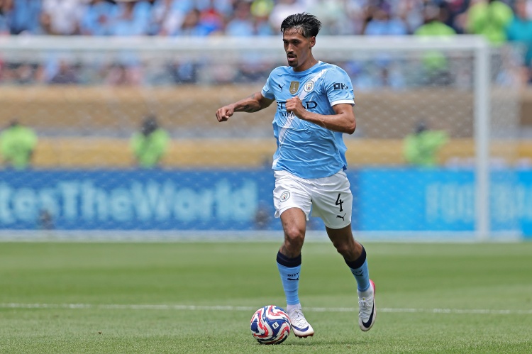 开云登录-曼晚分析赖因德斯潜力，德布劳内式风格或为曼城注入新活力