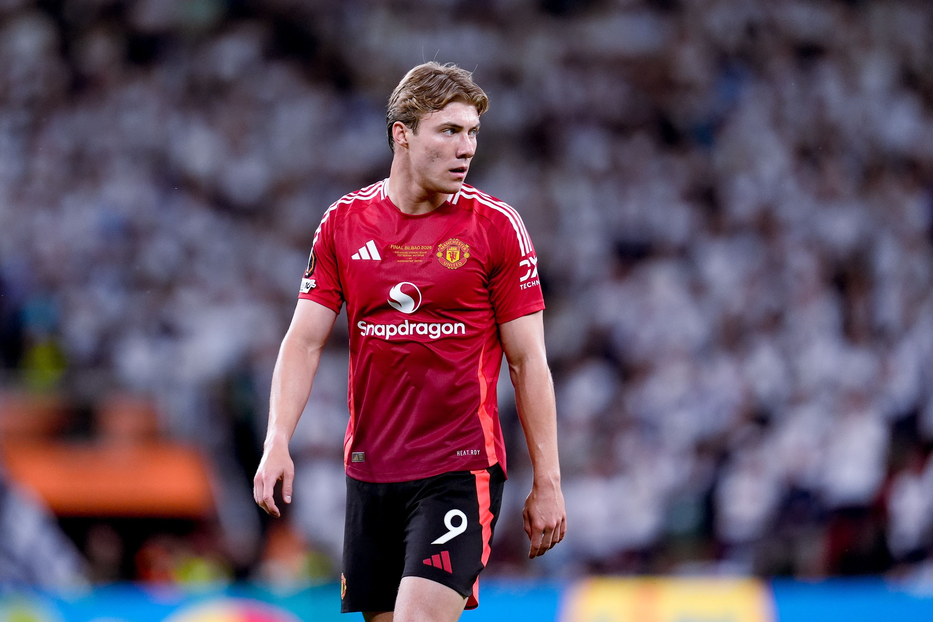 开云在线-罗体：霍伊伦想永久转会&amp;年薪要650万欧，那不勒斯备选是多夫比克