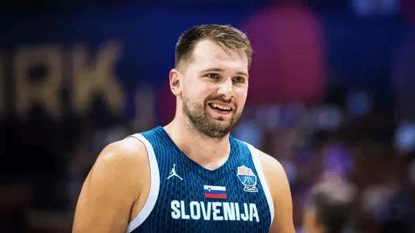 开云在线-东契奇首节7中2，三分3中0得到7分3板2助1断1帽3次犯规